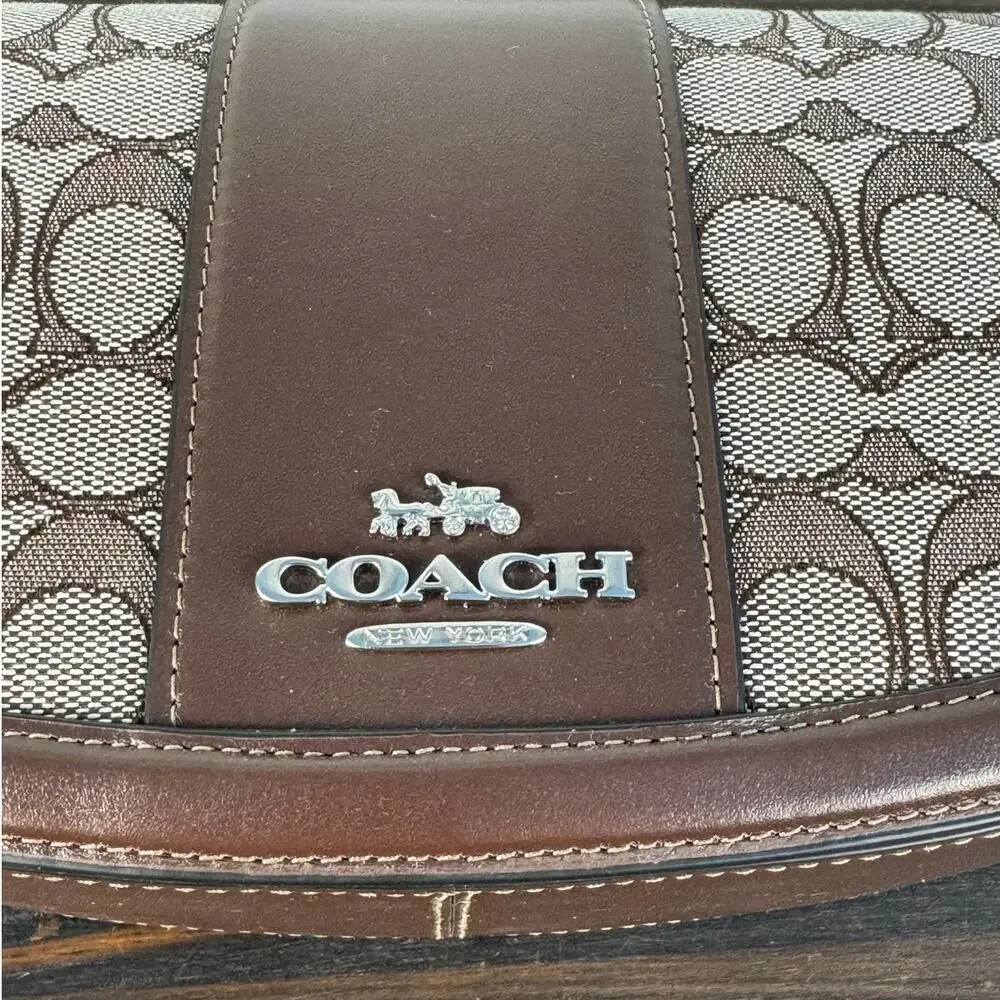 NWT Coach Andrea Shoulder bag‎ in Brown Signature Jacquard
